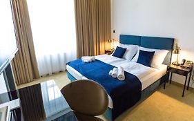 Apart Hotel Golden Apartments