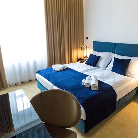 Apart Hotel Golden Apartments Kosice Exterior photo