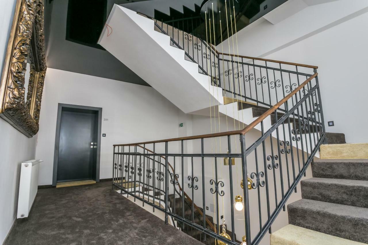 Apart Hotel Golden Apartments Kosice Exterior photo
