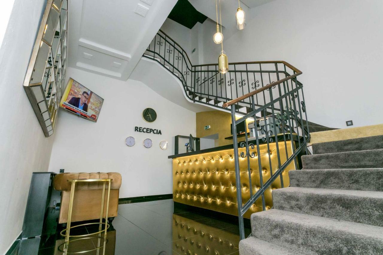 Apart Hotel Golden Apartments Kosice Exterior photo