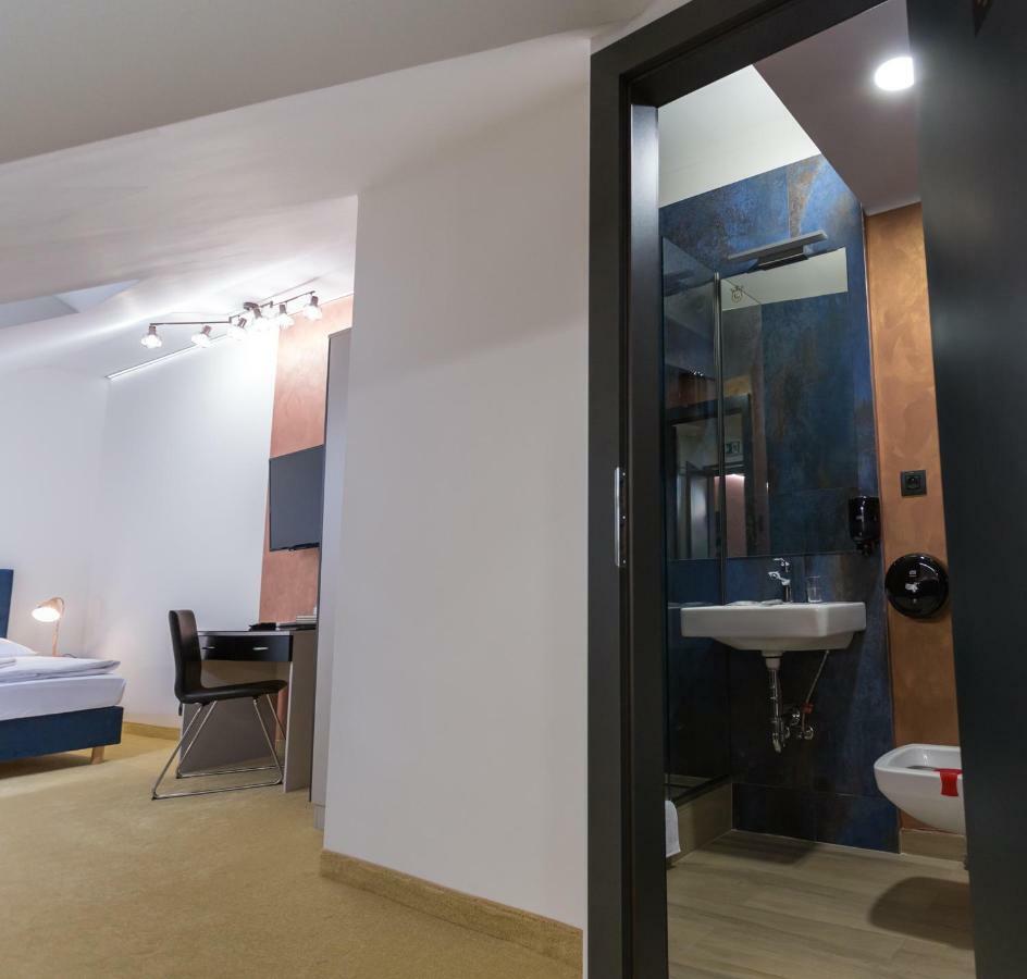 Apart Hotel Golden Apartments Kosice Exterior photo