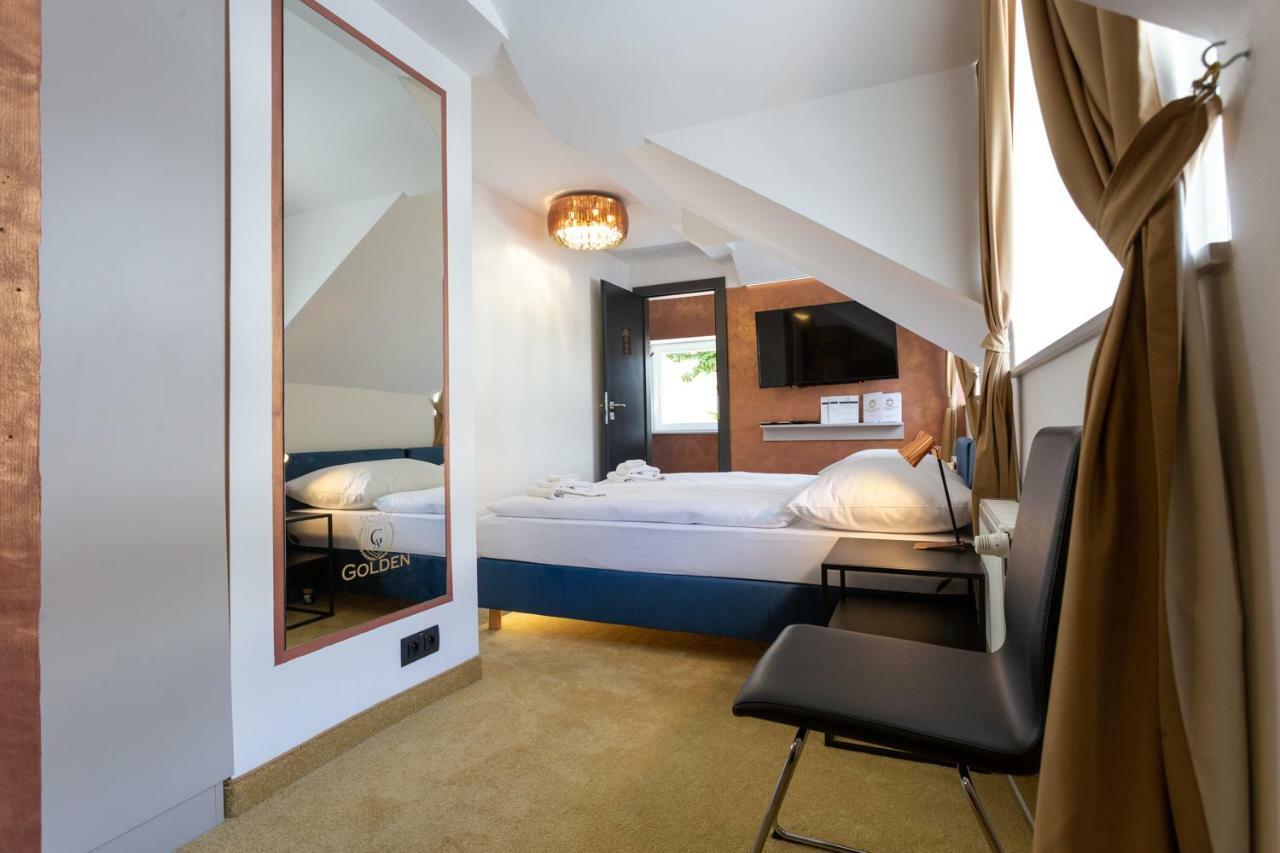 Apart Hotel Golden Apartments Kosice Exterior photo