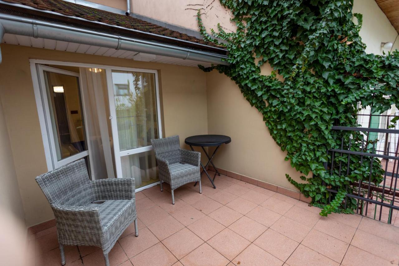 Apart Hotel Golden Apartments Kosice Exterior photo